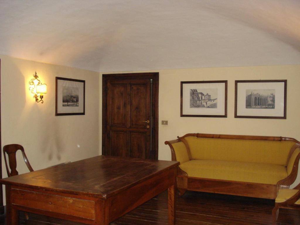 Santuario Di Oropa Hostel Biella Cameră foto